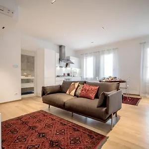 apt-venice-modern-style.hotelinveneto.com/