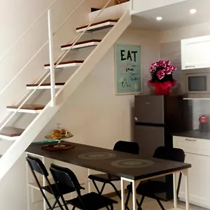 akihome-portanova.hotels-amalfi.com/