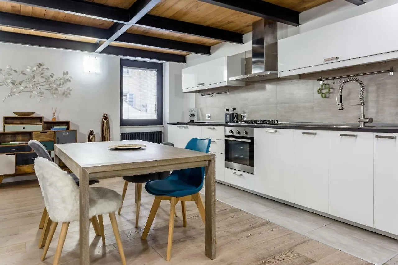 Ponte Milvio Luxury House Apartment Rome